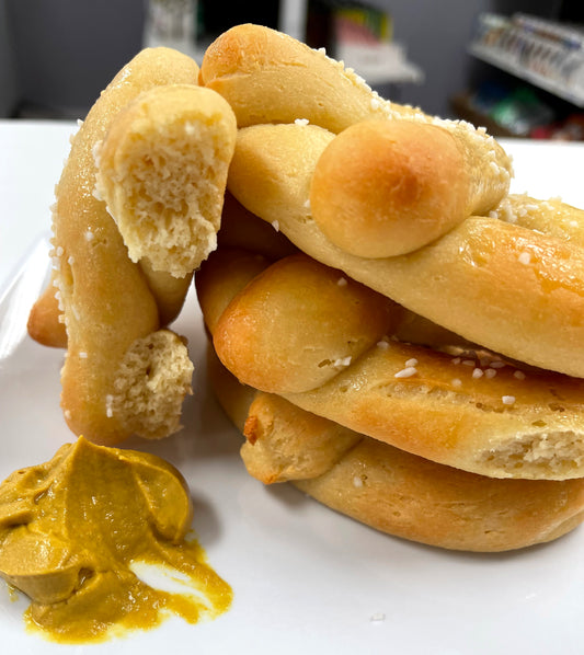 Keto Soft Pretzels - Hand Roll Pretzels - Gluten Free, Sugar Free, Low Carb & Keto Approved