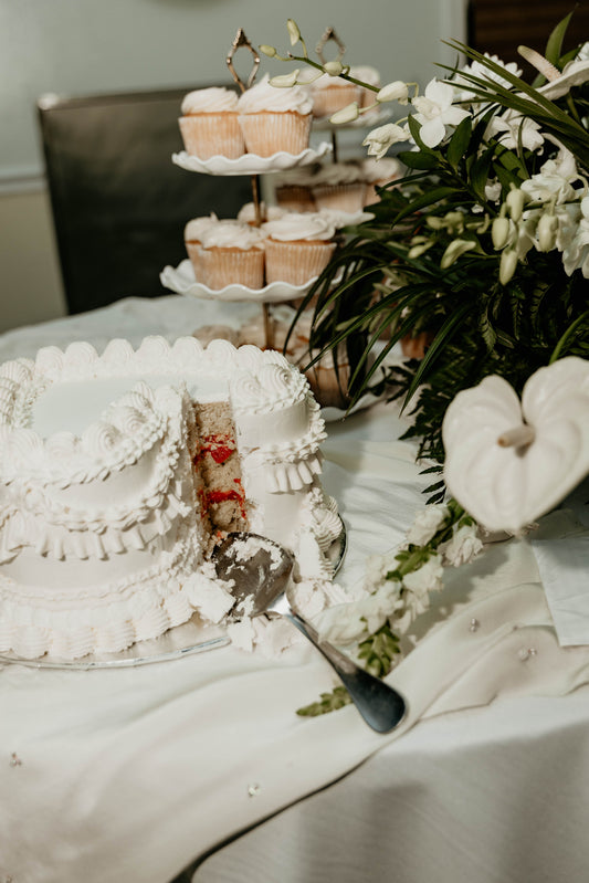 PICK UP ONLY - Keto 8" Cake - Decorated Vanilla Cake - Gluten Free, Sugar Free, Low Carb & Keto Approved