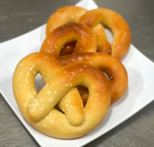 Load image into Gallery viewer, Keto Soft Pretzels - Hand Roll Pretzels - Gluten Free, Sugar Free, Low Carb &amp; Keto Approved
