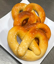 Load image into Gallery viewer, Keto Soft Pretzels - Hand Roll Pretzels - Gluten Free, Sugar Free, Low Carb &amp; Keto Approved
